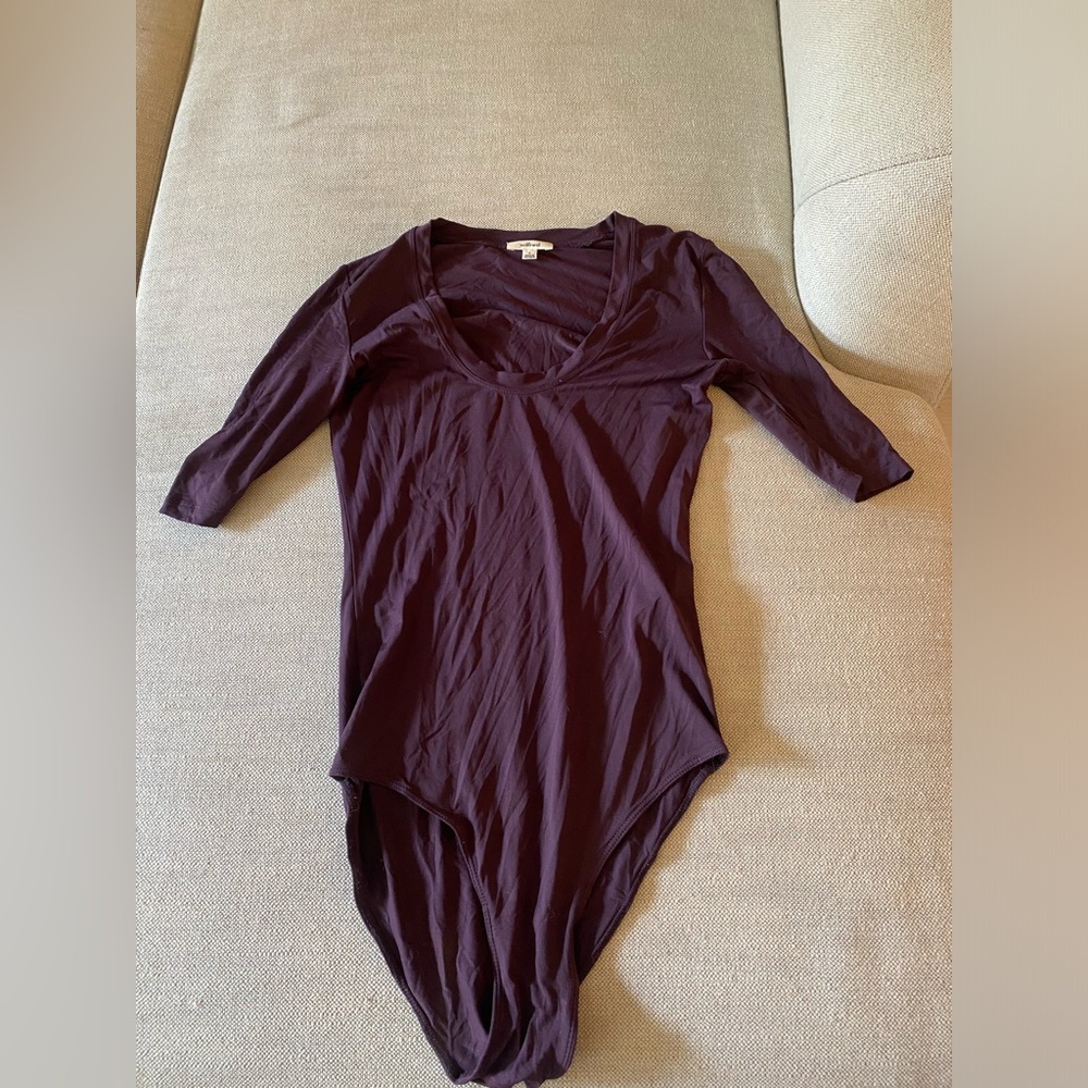 Wilfred burgundy Bodysuit